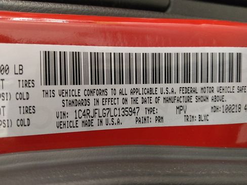 Used 2020 Jeep Grand Cherokee Trailhawk w/ Trailhawk Luxury Group image 33