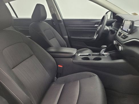 Used 2022 Nissan Altima 2.5 S FWD image 21