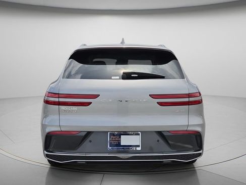 Used 2026 Genesis GV70 2.5T Select AWD/4WD image 5