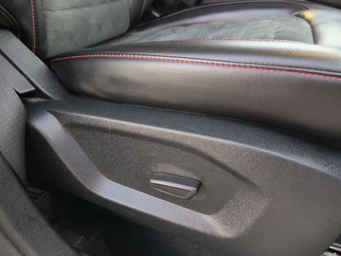 Used 2020 Ford Edge ST-Line image 21