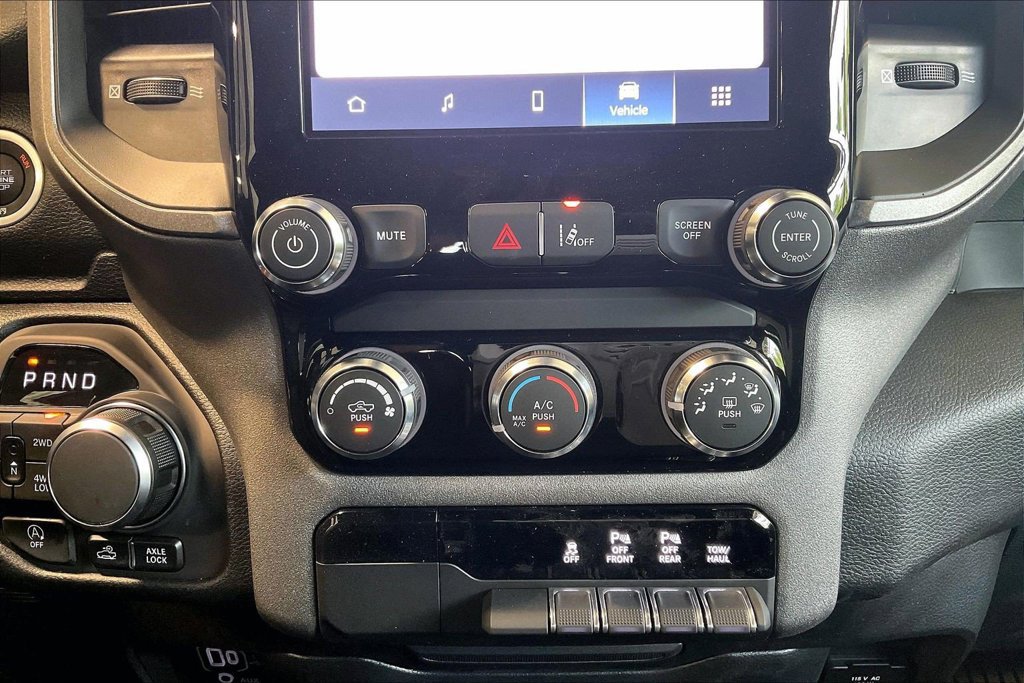 New 2026 RAM 1500 Warlock AWD/4WD image 14