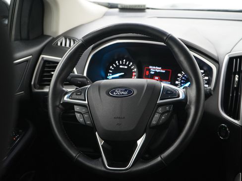 Used 2018 Ford Edge SEL w/ Class II Trailer Tow Package AWD/4WD image 15