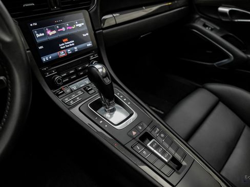 Used 2018 Porsche 911 Turbo S image 60
