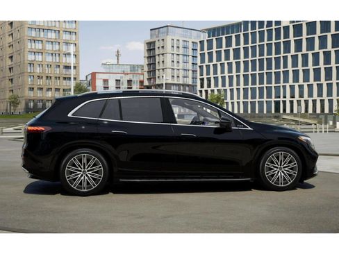 New 2026 Mercedes-Benz EQS 400 4MATIC SUV image 16