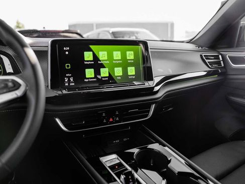 New 2026 Volkswagen Atlas Cross Sport SEL R-Line image 8