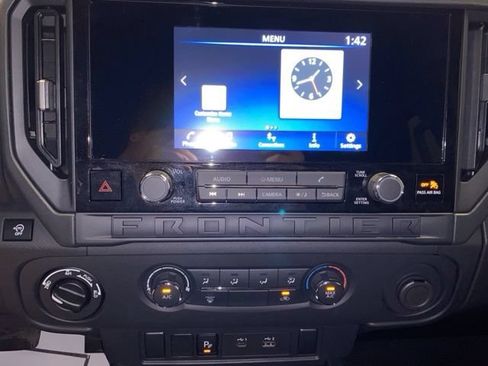 Used 2025 Nissan Frontier S AWD/4WD image 35
