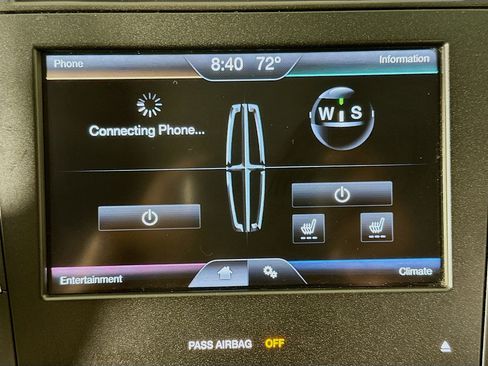 Used 2016 Lincoln MKZ FWD image 21