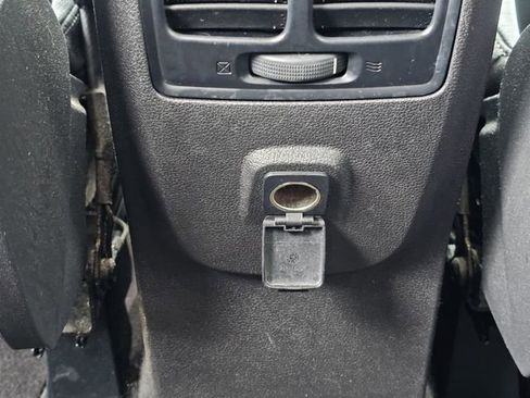 Used 2019 Ford Escape SE image 17