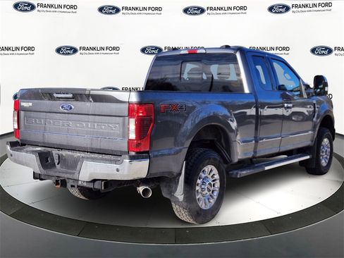 Used 2022 Ford F250 XLT w/ XLT Premium Package image 5
