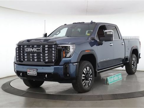 Used 2026 GMC Sierra 2500 Denali Ultimate w/ LPO, GMC Protection Package AWD/4WD image 10