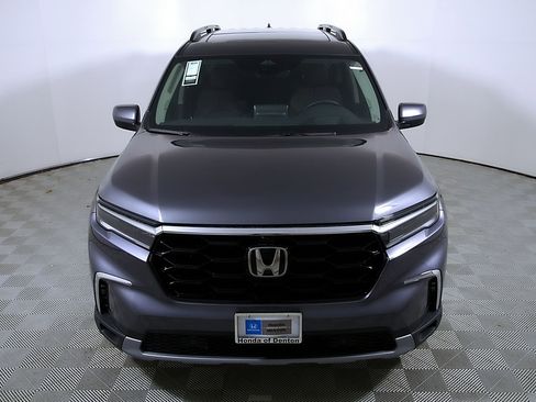 Used 2024 Honda Pilot Elite image 4