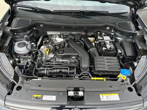 New 2025 Volkswagen Taos SEL image 23