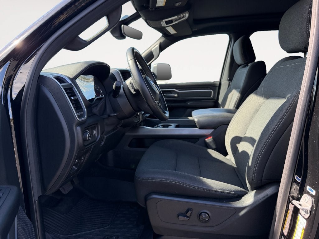 Used 2020 RAM 1500 Big Horn AWD/4WD image 7