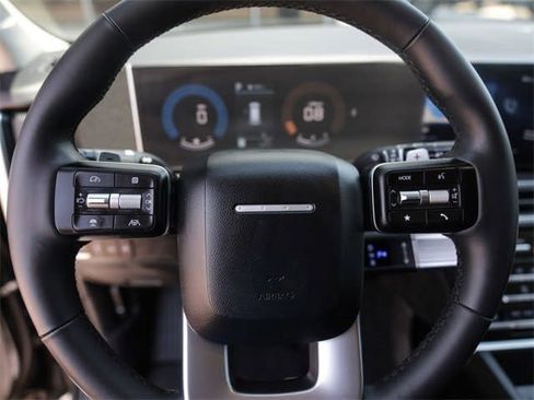 Certified 2025 Hyundai Santa Fe SE w/ Tow & Go Package image 14