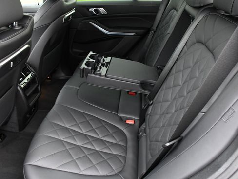 Used 2026 BMW X5 xDrive40i image 10