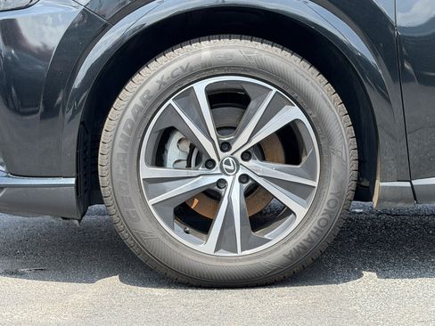 Used 2024 Lexus RX 350 Premium w/ Convenience Package FWD image 13
