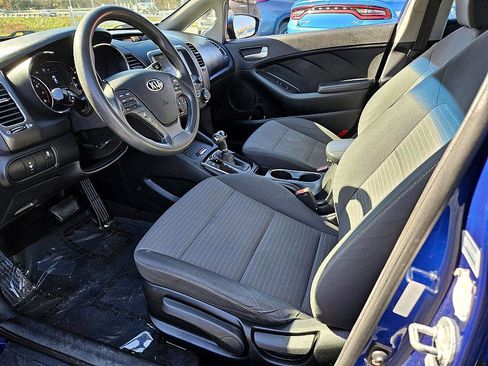 Used 2018 Kia Forte LX w/ LX Popular Package image 7