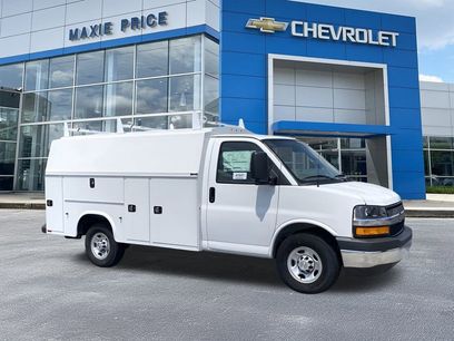 New 2024 Chevrolet Express 3500 w/ Power Convenience Package