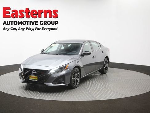 Used 2023 Nissan Altima 2.5 SR AWD/4WD image 54