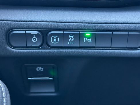 Certified 2025 Acura MDX SH-AWD w/ Technology Package image 38