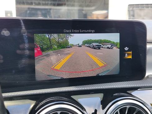 Used 2022 Mercedes-Benz CLA 250 4MATIC image 22