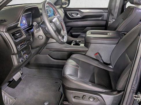 Used 2022 Chevrolet Tahoe RST w/ Luxury Package RWD image 12