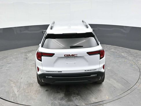 Used 2026 GMC Terrain Elevation w/ Black Edition AWD/4WD image 39