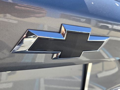 Used 2025 Chevrolet Trax RS w/ Driver Confidence Package FWD image 30