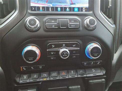 Used 2023 GMC Sierra 2500 AT4 w/ AT4 Preferred Package image 23