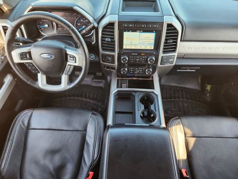 Used 2019 Ford F250 Lariat w/ Lariat Ultimate Package AWD/4WD image 19