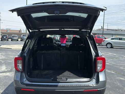Used 2023 Ford Explorer ST-Line w/ Class IV Trailer Tow Package AWD/4WD image 24