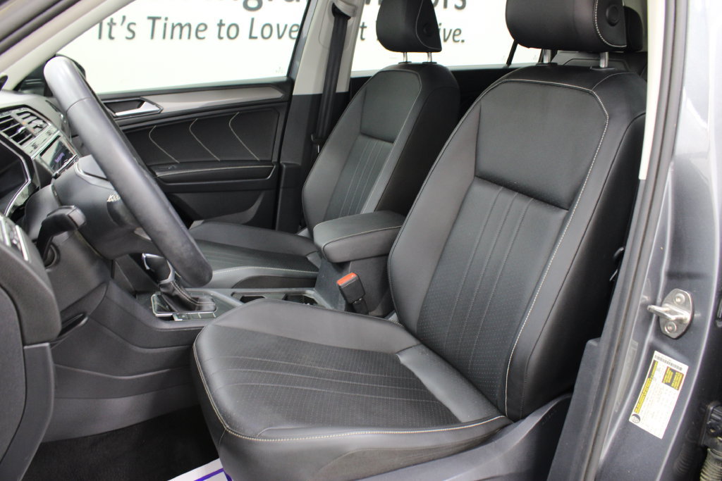 Used 2023 Volkswagen Tiguan SE FWD image 14