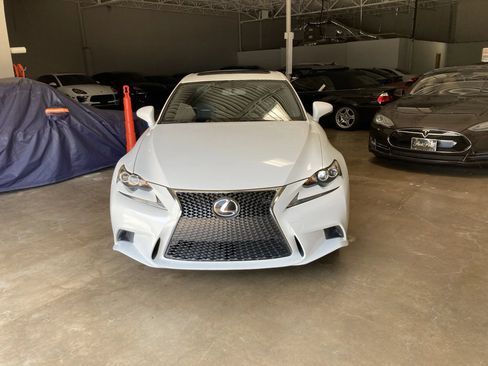 Used 2016 Lexus IS 200t w/ F Sport Package RWD image 5
