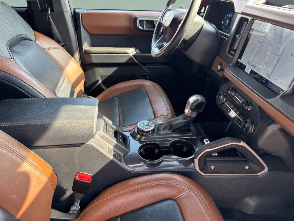 Used 2024 Ford Bronco Outer Banks AWD/4WD image 23