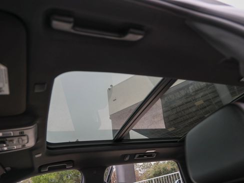 Used 2024 Chevrolet Tahoe RST w/ Sport Performance Package image 28