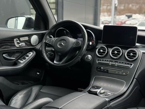 Used 2018 Mercedes-Benz GLC 300 4MATIC image 56