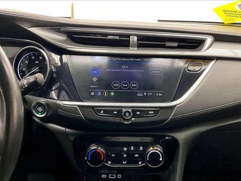 Used 2022 Buick Encore GX Preferred w/ Cold Weather Comfort Package image 5