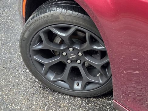 Used 2019 Chrysler 300 Touring w/ Sport Appearance Package RWD image 28