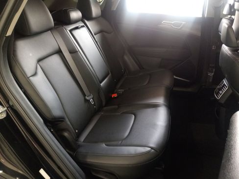 Certified 2023 Kia Sportage EX FWD image 16