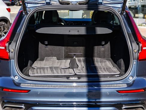 Used 2021 Volvo V60 T6 R-Design w/ Advanced Package image 30