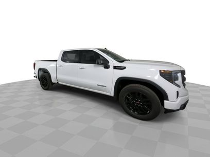 Used 2025 GMC Sierra 1500 Elevation
