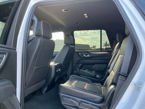 Used 2023 GMC Yukon AT4 AWD/4WD image 15
