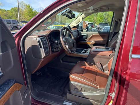 Used 2016 Chevrolet Silverado 3500 High Country w/ Duramax Plus Package image 9