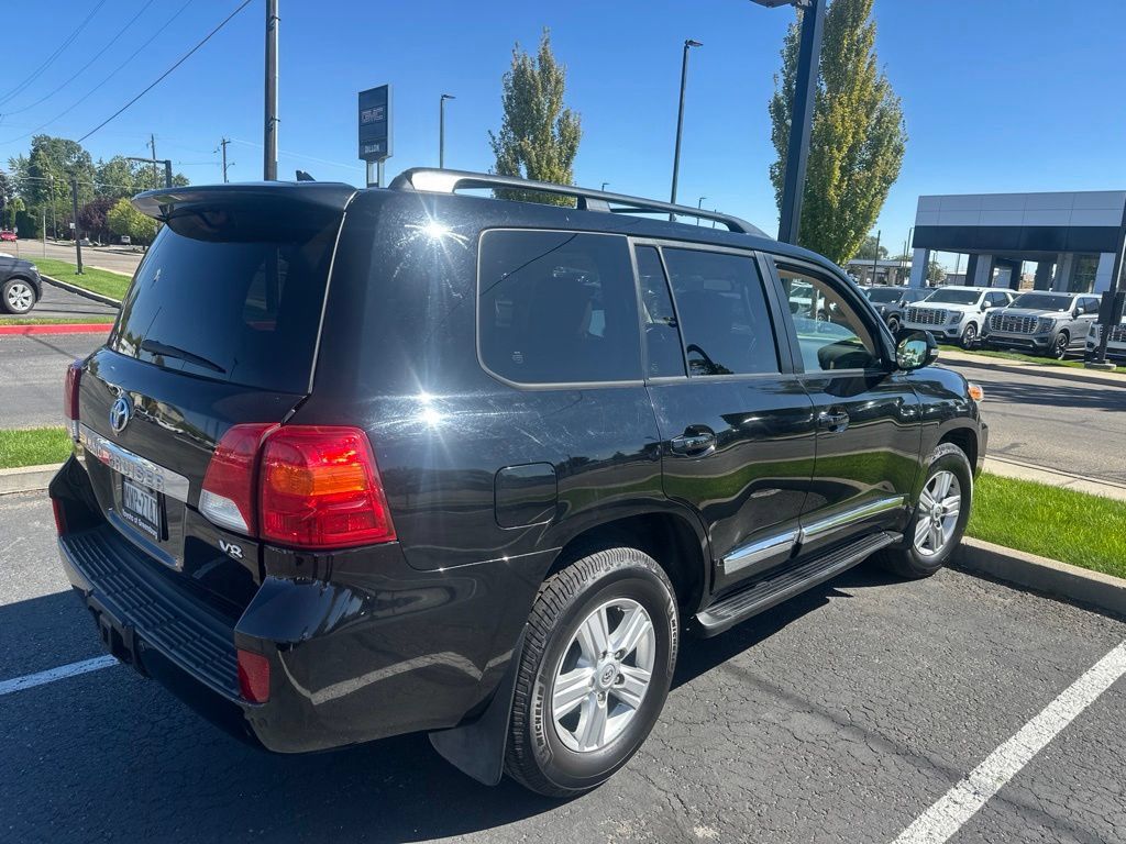 Used 2015 Toyota Land Cruiser AWD/4WD image 5