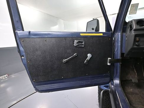 Used 1987 Suzuki Samurai 4WD Hard Top image 18