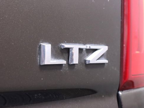 Used 2020 Chevrolet Silverado 1500 LTZ image 42