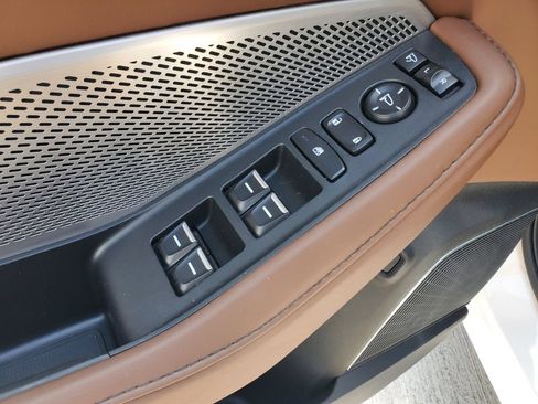 Used 2024 Acura MDX FWD w/ Technology Package image 21