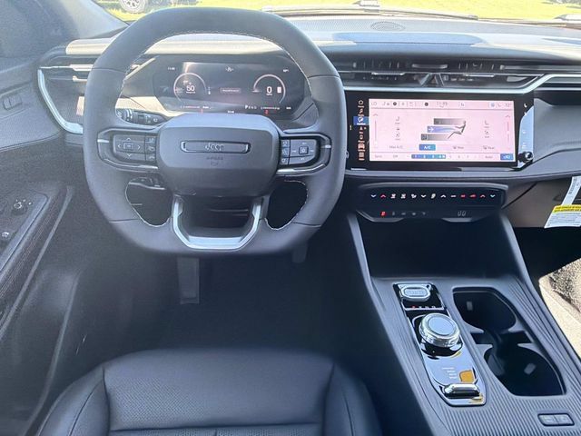 New 2026 Jeep Cherokee Overland w/ Advanced Pro Tech Group AWD/4WD image 30