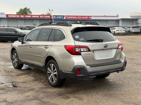 Used 2018 Subaru Outback 3.6R Limited image 6