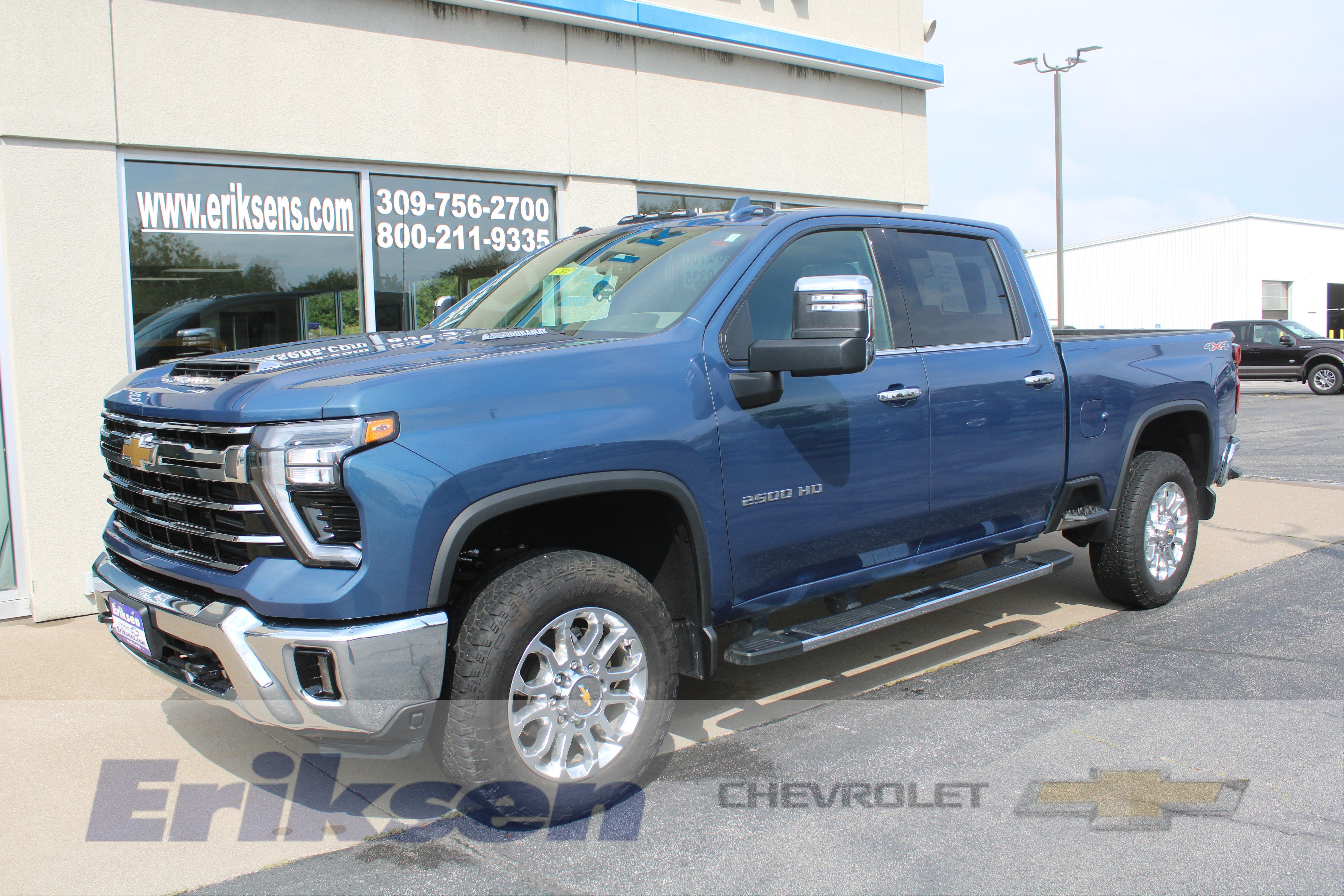 Certified 2025 Chevrolet Silverado 2500 LTZ w/ LTZ Convenience Package AWD/4WD image 1